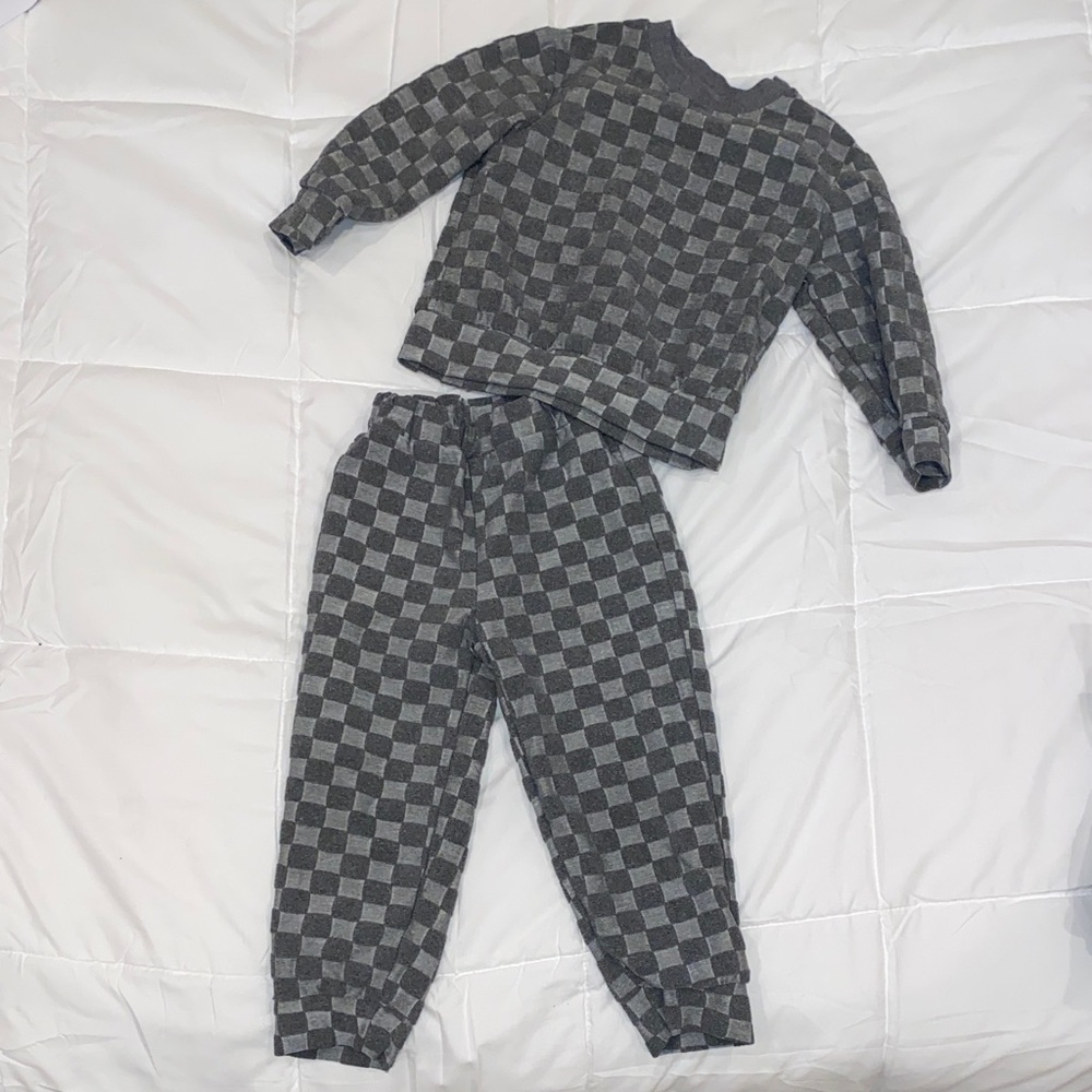 Gray Checkered Sweater and Pants Set